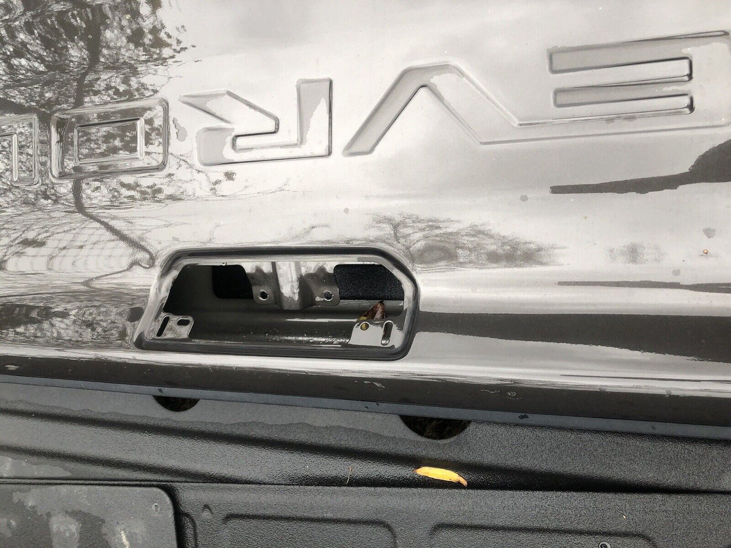 44365022