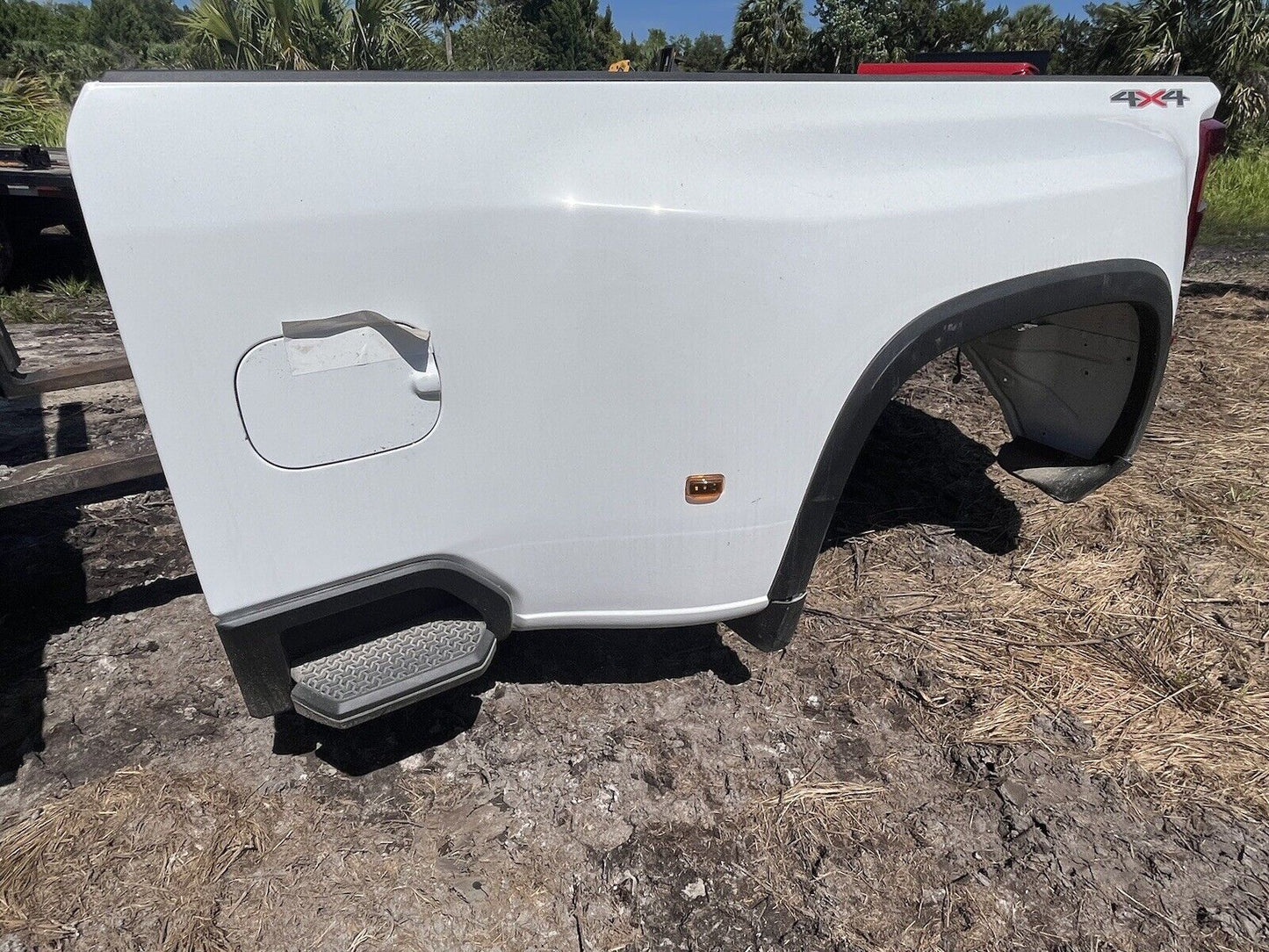 2019-2023 Chevrolet Silverado 3500 8ft Long Dually BED Tailgate Bumper