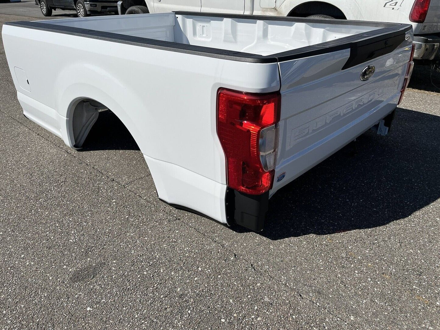 2020-2022  Ford OEM F250 F350 8ft Long Bed With Tail Lights Step Tailgate Bumper