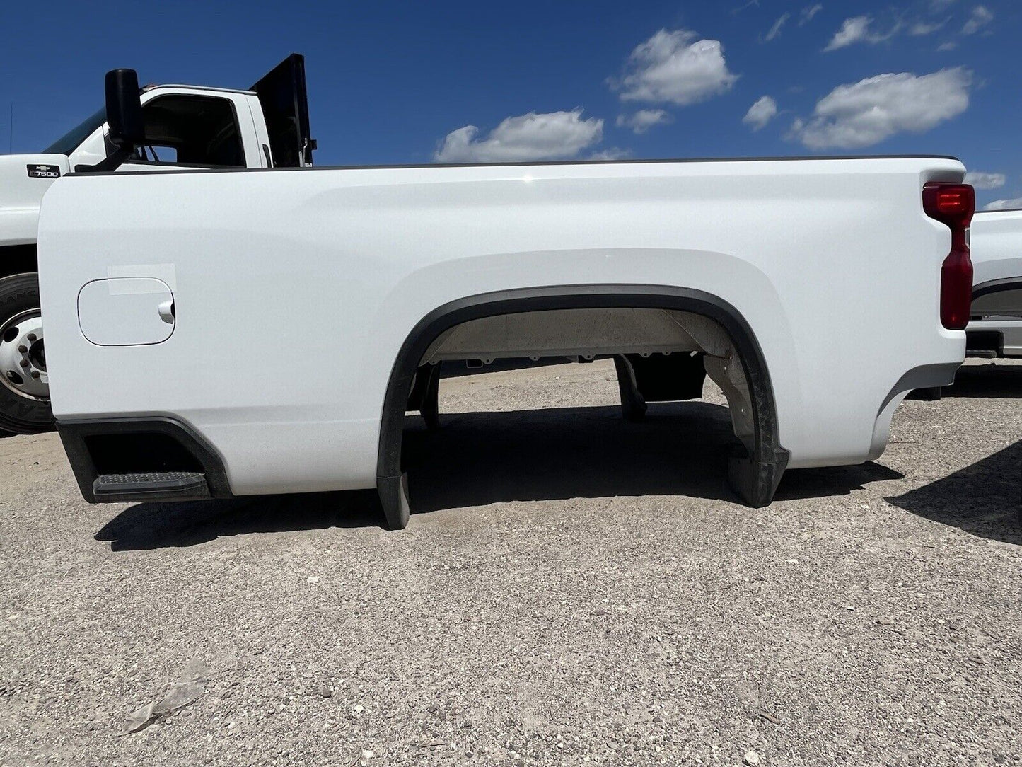 2019-2023 Chevy Chevrolet Silverado 2500 3500 8ft LONG Truck BED Tailgate Bumper