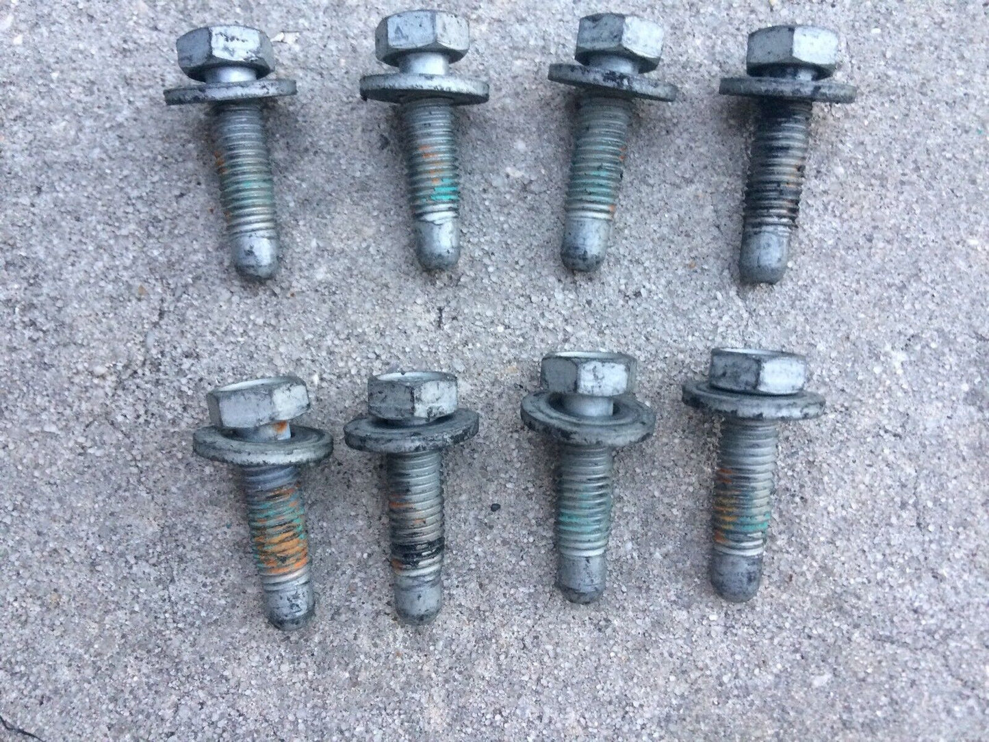 OEM CHEVROLET GMC Silverado Sierra 1500 2500 3500 Mounting Bed And Bumper Bolts