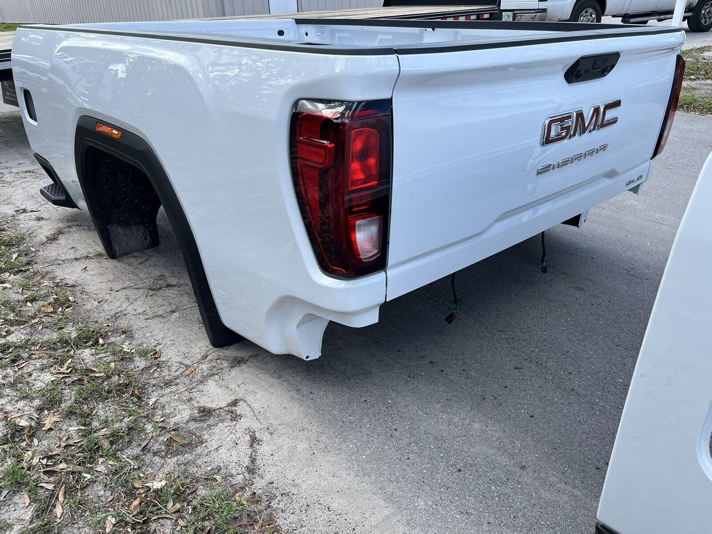 2019 2020 2021 2022 GMC Sierra 2500 3500 8ft LONG Truck BED Tailgate New Takeoff